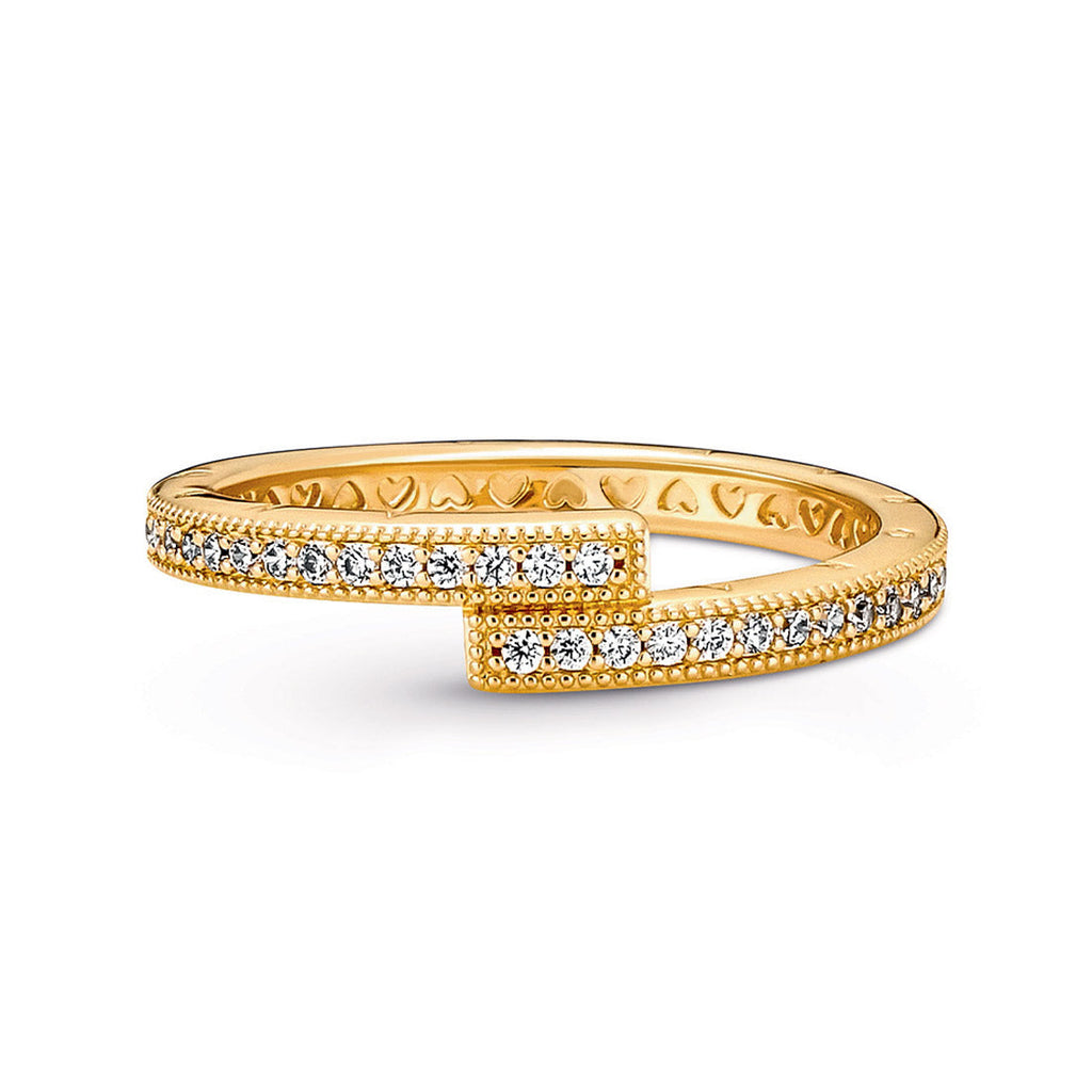 Pandora Sparkling Overlapping Ring