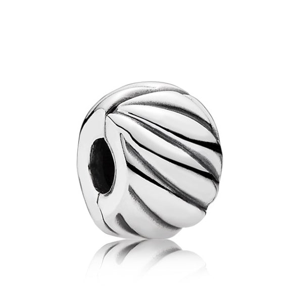 Pandora Feathered Clip