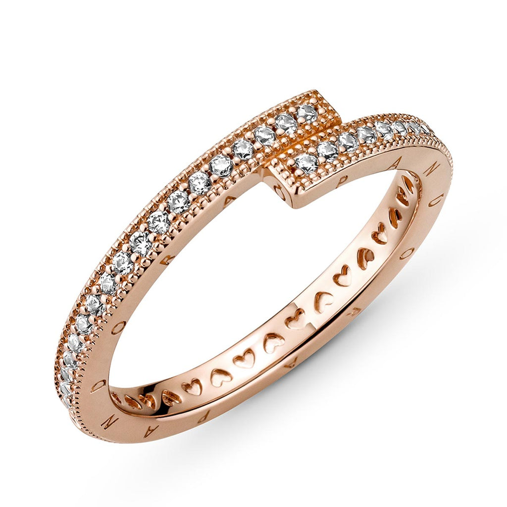 Pandora Sparkling Overlapping Ring